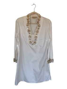 Rungolee Embellished V-Neck White Women's Tunic Top